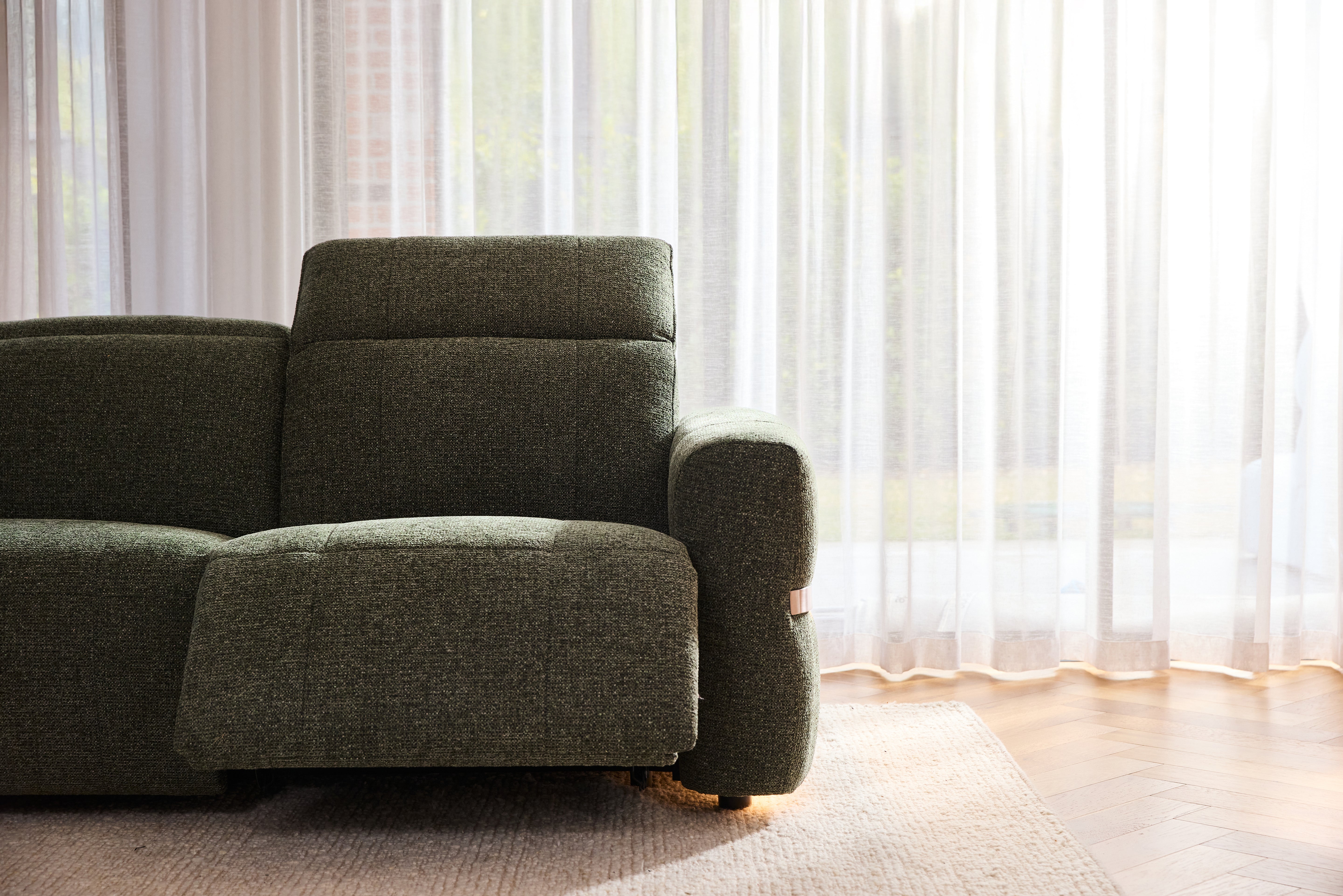 Calyx 5 Seat Corner | Fabric | Dual Electric Recliners & Electric Headrests
