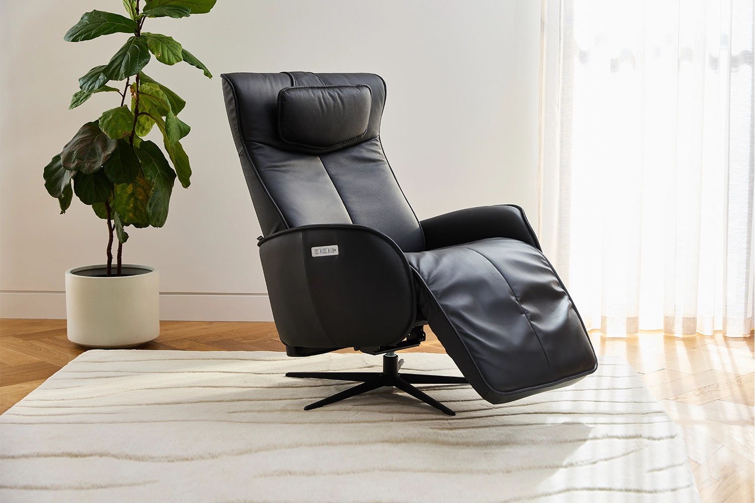 Axel Fjords Recliner Chair