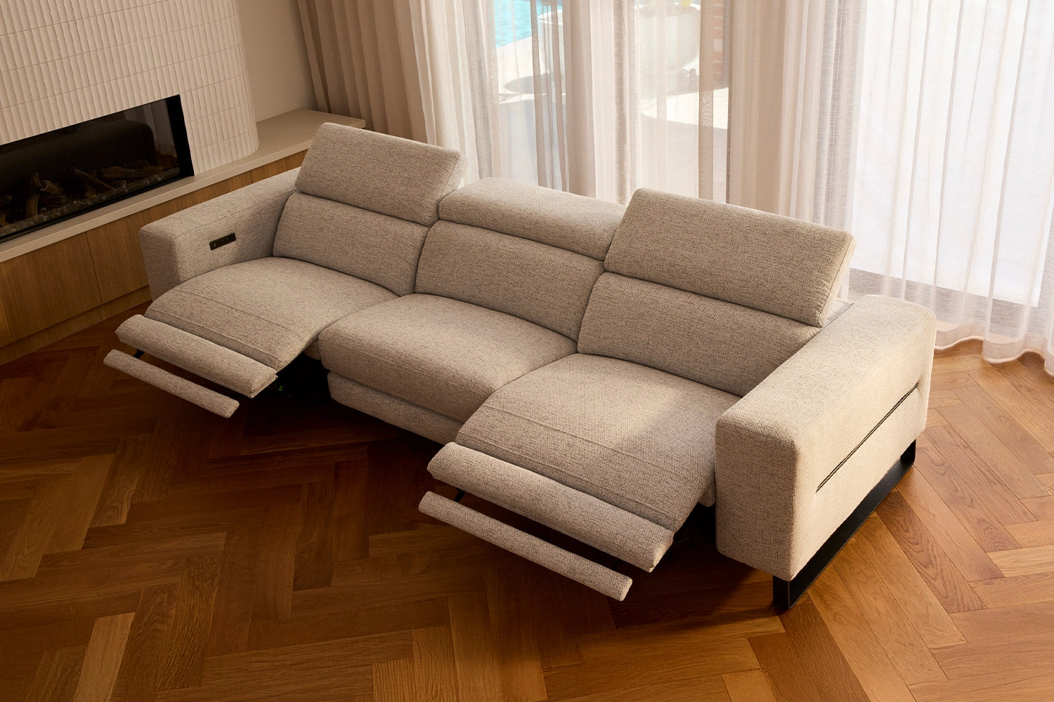 Piaz 3.5 Seater Dual Electric Recliners With Adjustable Headrests - Fabric