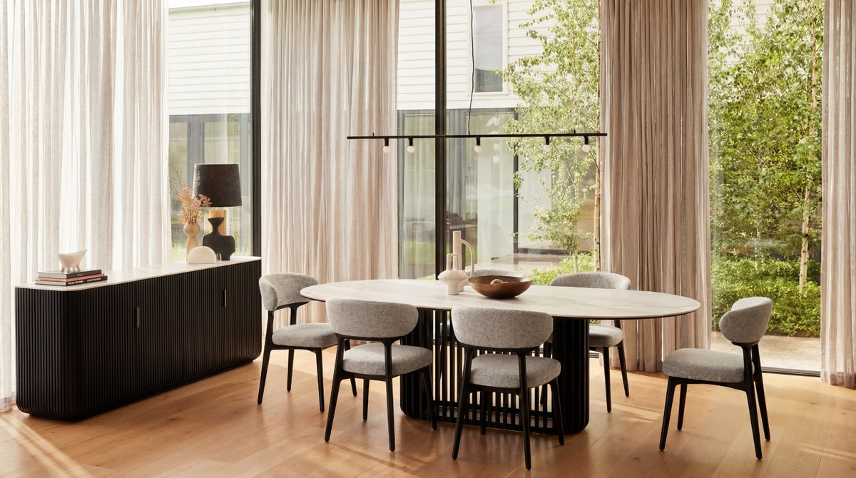 Bobo Dining Table