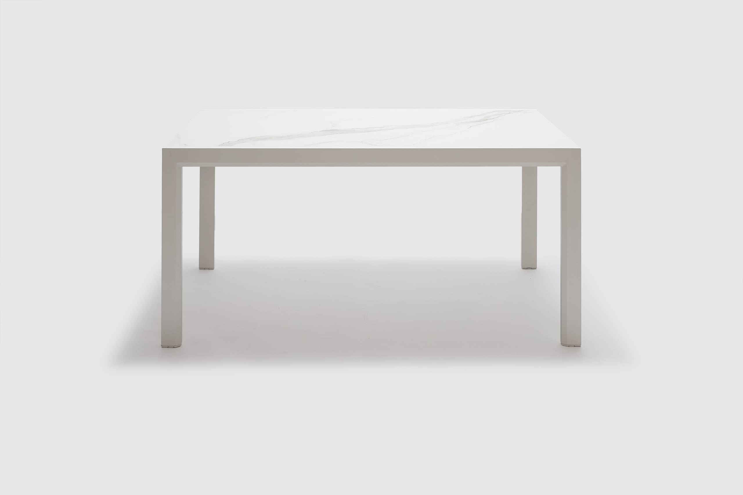 Cove Outdoor Extension Dining Table - White