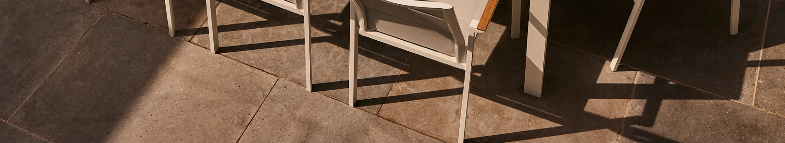 Outdoor Dining Chairs & Stools