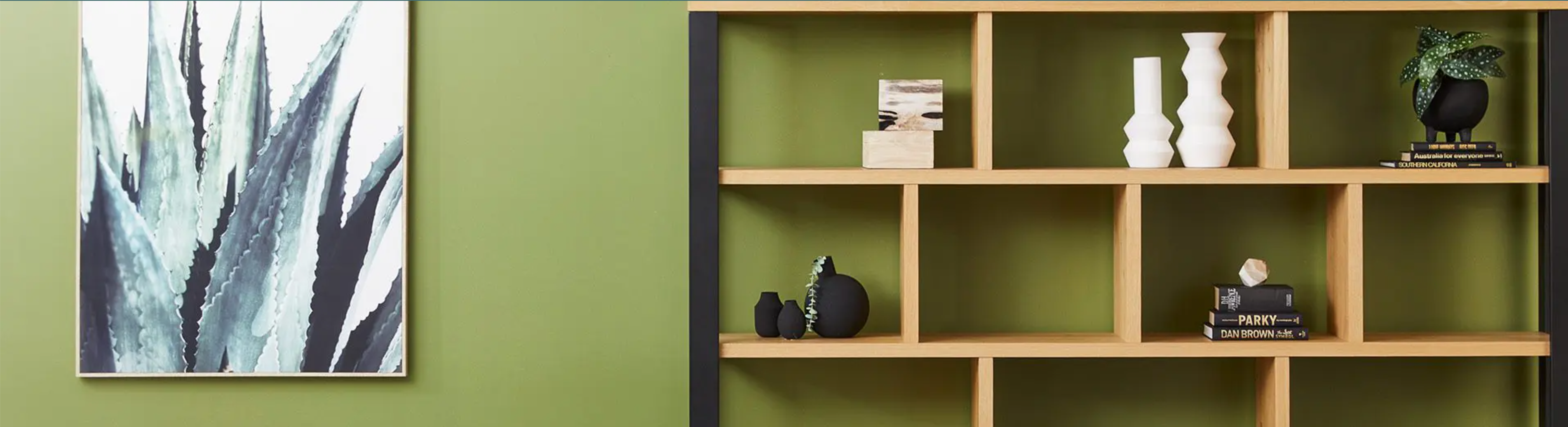 Bookcases & Shelving Units