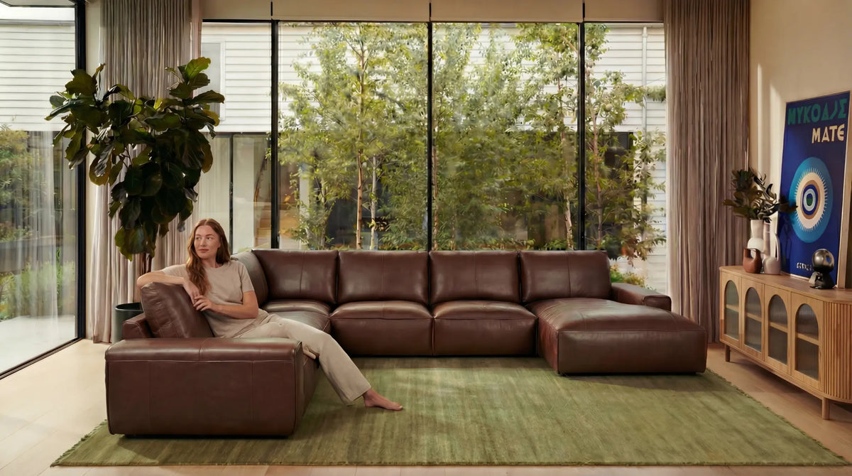 Bond 7 Seat Modular | Vintage Leather