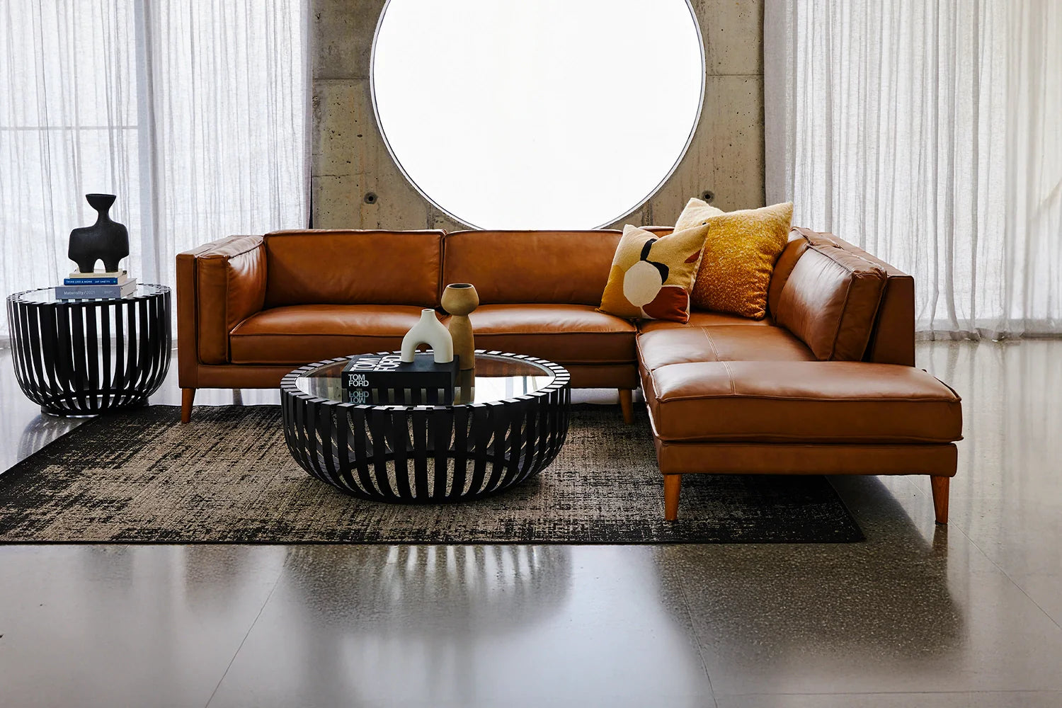 Taviano 2.5 Seater Plus Right Corner Terminal - Leather