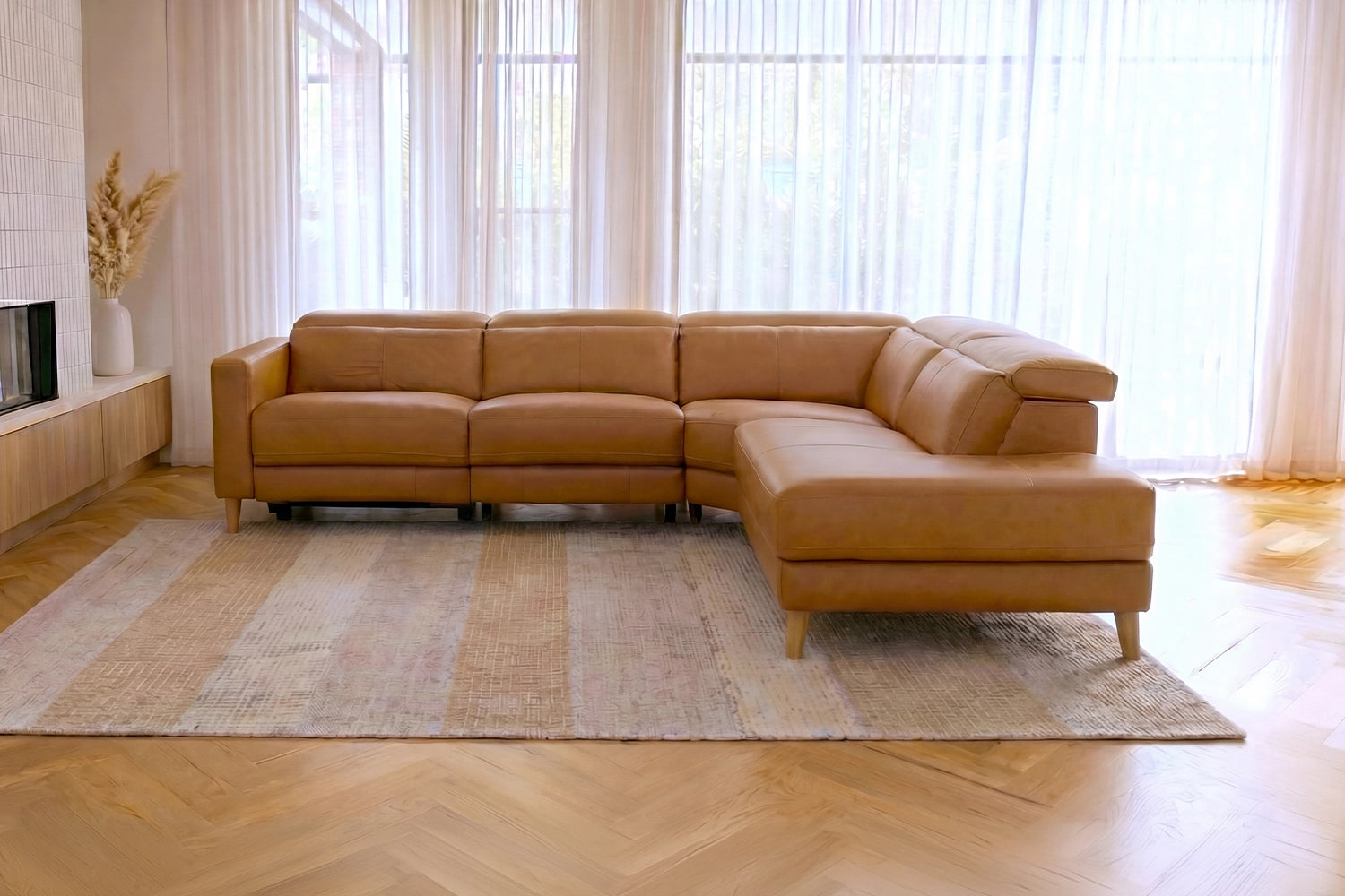 Evra 2.5 Seater + Corner Terminal