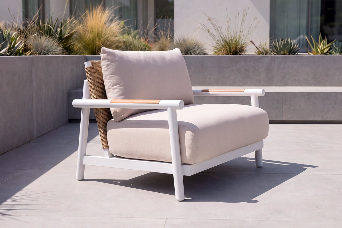 Nicola Outdoor 1 Seater