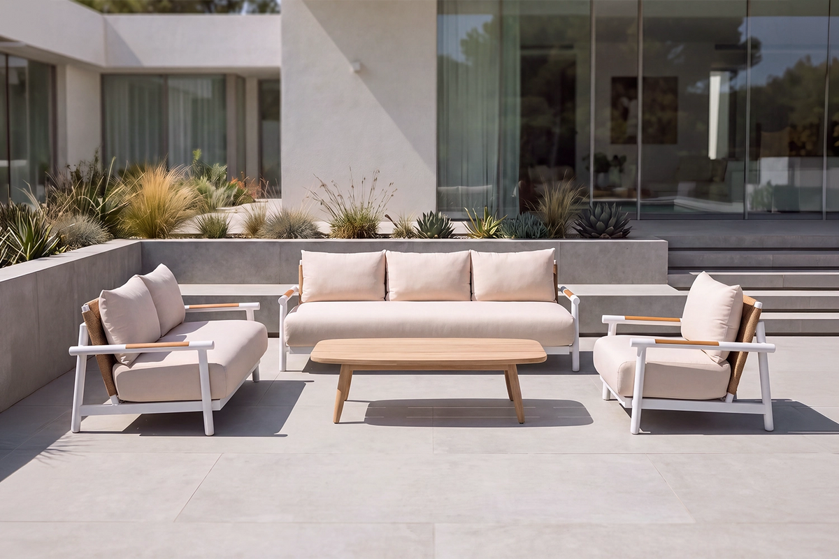 Nicola Outdoor 3 Seater
